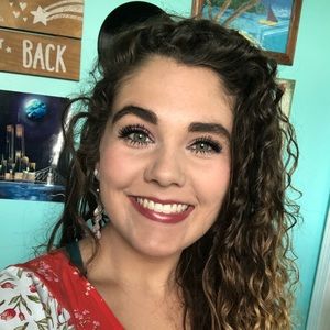 Meet your Posher, Kaylee